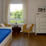 Haus Halligblick 01 Апартаменты *